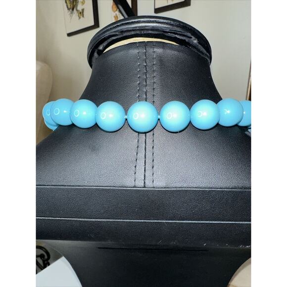 Set Turquoise Colored Lucite Bead Necklace Earrings Rhinestone Bead Closure - Picture 4 of 9